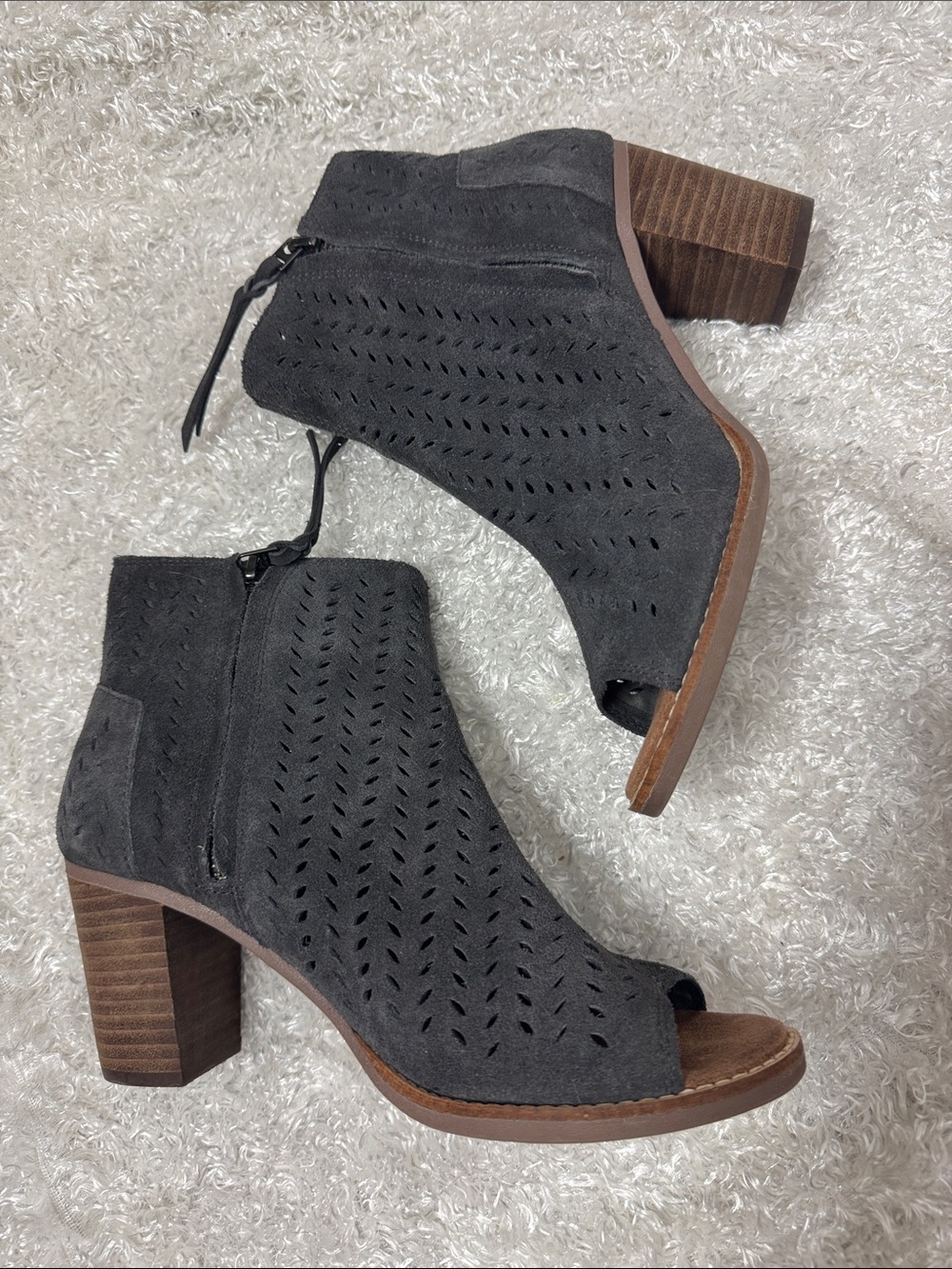 Toms grey blue heels women’s 8